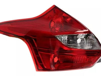 Faro Ford Focus Kinetic 2013/2014 Trasero 5 Puertas Alternativo